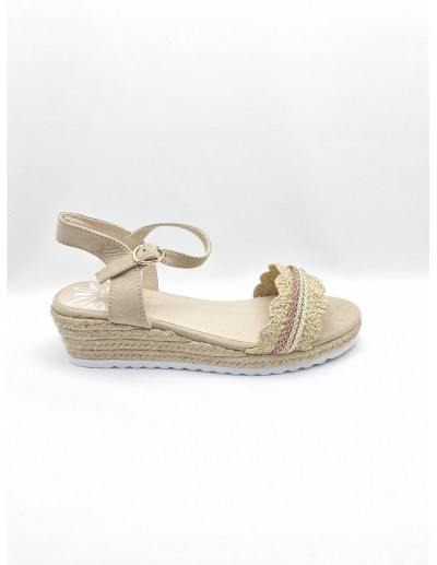 Sandalia de niña Mustang en...