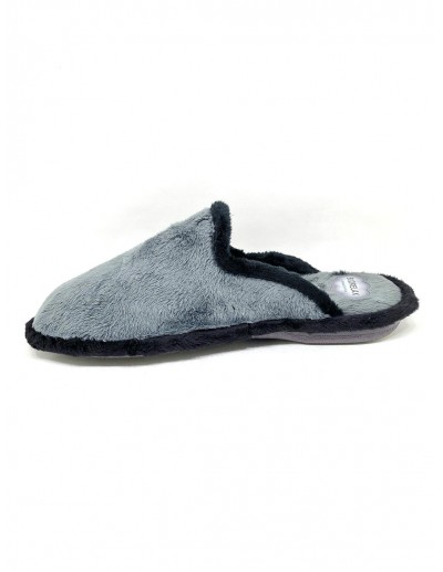 Zapatilla de hombre... 2