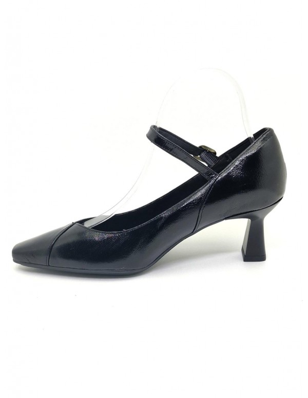 Zapato de mujer Desireé en negro o gris Elby15 Color NEGRO Talla 35