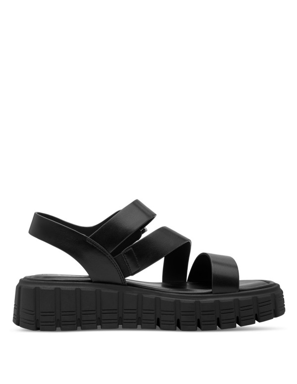 Sandalia de mujer en negro Tamaris...